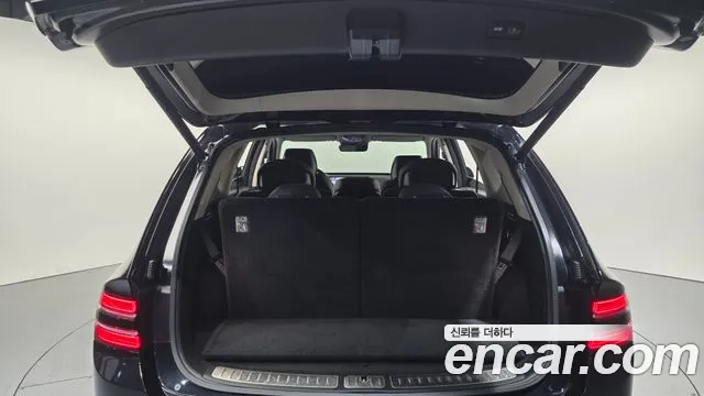 Genesis GV80 — Фото автомобиля 22