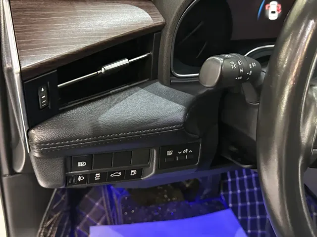 Toyota Avalon — Фото автомобиля 22