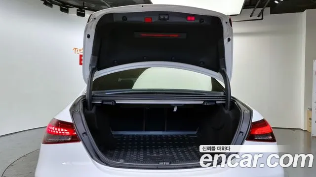 Mercedes-Benz E-Class W213 — Фото автомобиля 20