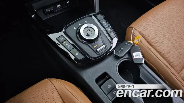 Kia Seltos New — Фото автомобиля 9