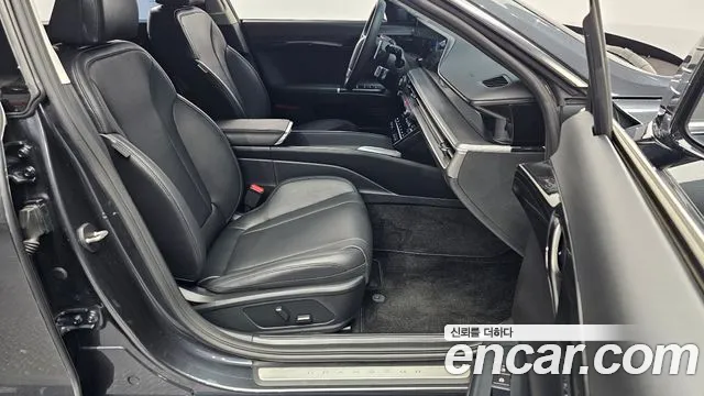 Hyundai Grandeur GN7 — Фото автомобиля 16