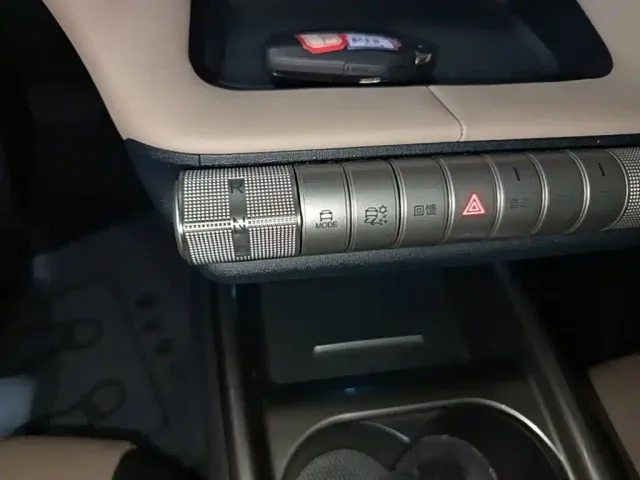 BYD Dolphin — Фото автомобиля 13