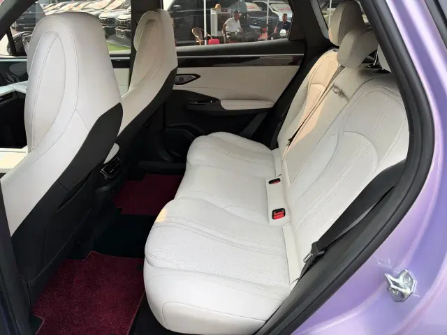 Geely Galaxy L7 — Фото автомобиля 5
