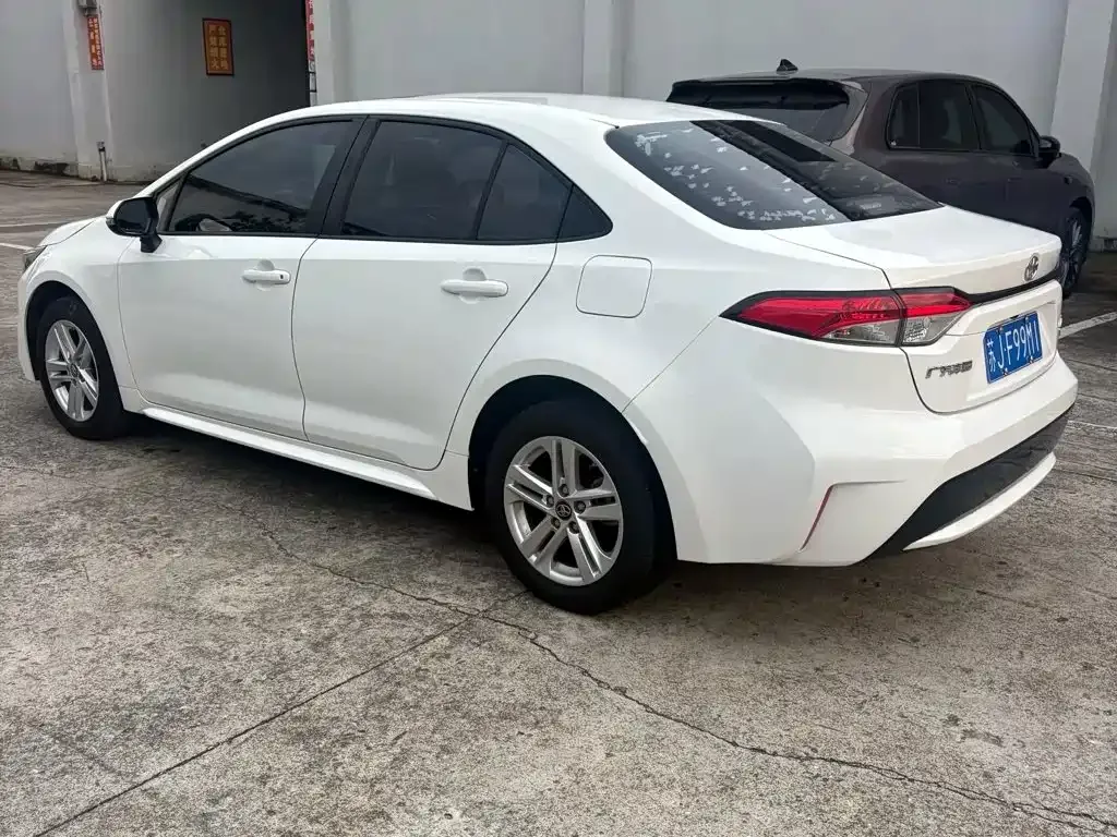 Toyota Levin 2022 185T CVT Luxury Edition — Фото автомобиля 13