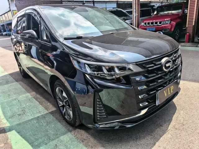 GAC Trumpchi M6 — Фото автомобиля 3