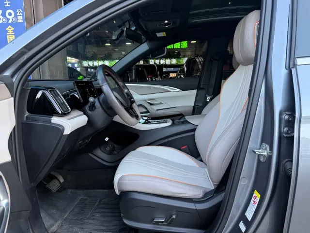 BYD Song Pro — Фото автомобиля 4