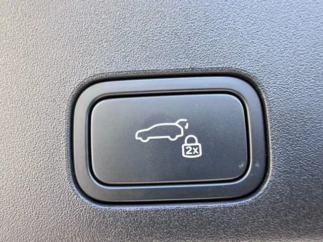 Li Auto i6 — Фото автомобиля 15