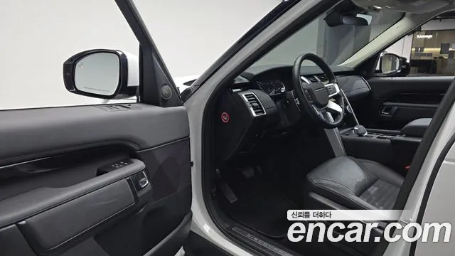 Land Rover Discovery — Фото автомобиля 10