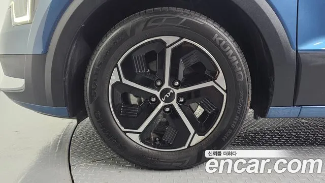 Kia Niro The All New — Фото автомобиля 5