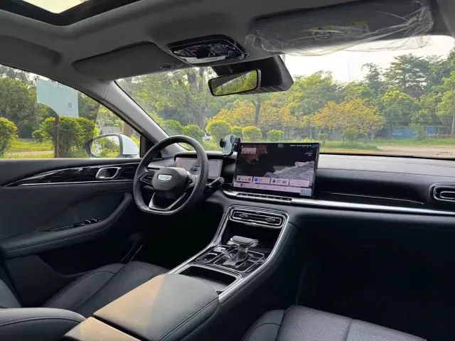Geely Emgrand — Фото автомобиля 19