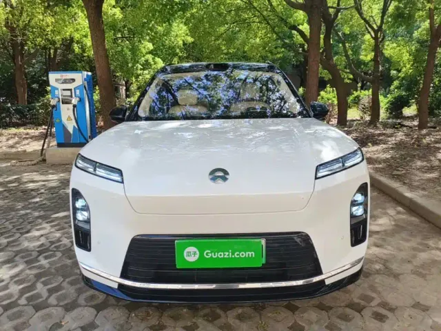 Nio ES8 — Фото автомобиля 2