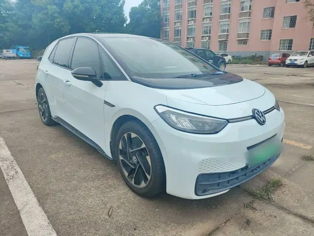 Volkswagen ID.3 — Фото автомобиля 21