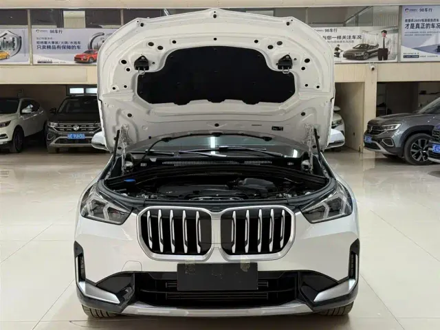BMW X1 — Фото автомобиля 7