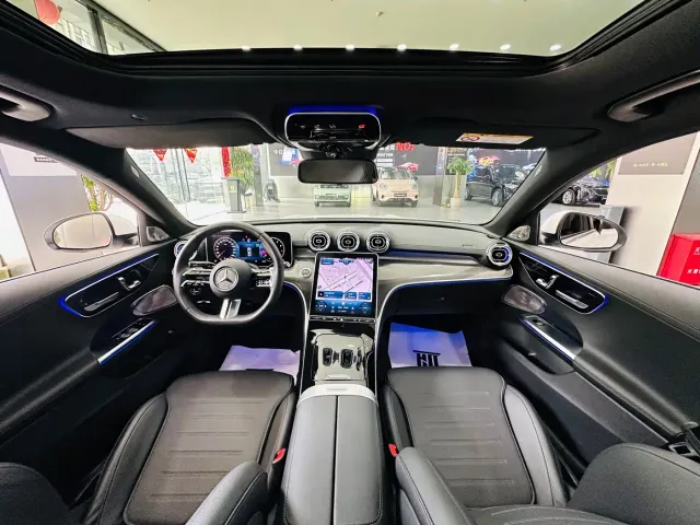 Mercedes-Benz C-Class — Фото автомобиля 6