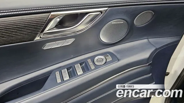 Genesis GV80 — Фото автомобиля 14