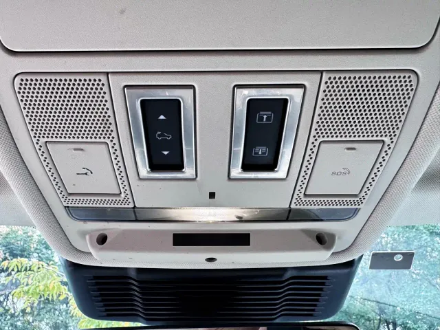 Land Rover Range Rover Evoque — Фото автомобиля 16