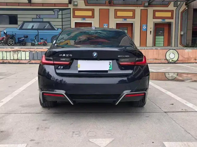 BMW i3 — Фото автомобиля 18