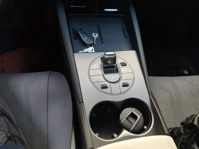 BYD Seal 06 — Фото автомобиля 10