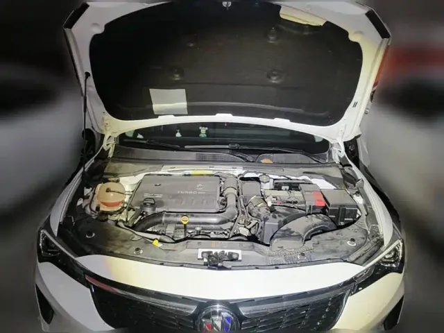 Buick Verano — Фото автомобиля 3