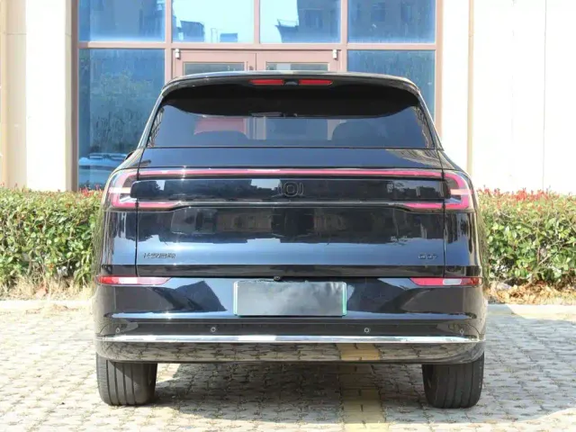 Changan Qiyuan Q07 — Фото автомобиля 5