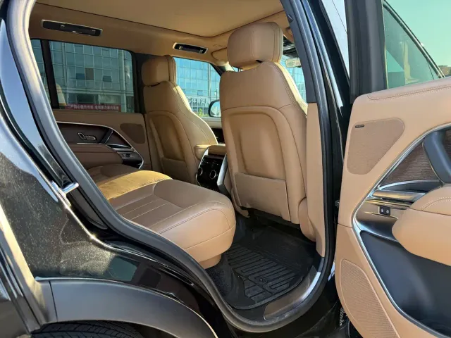 Land Rover Range Rover — Фото автомобиля 8