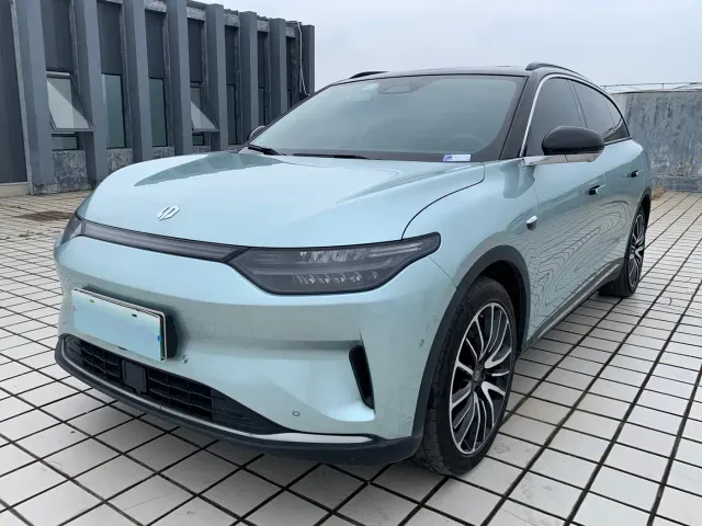 Фотография автомобиля — Leapmotor C11