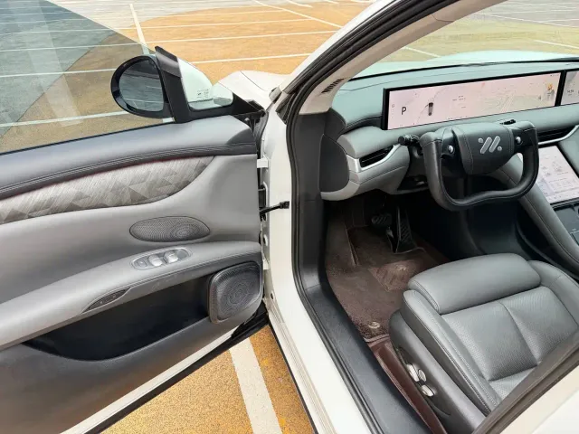 IM Motors LS6 — Фото автомобиля 4