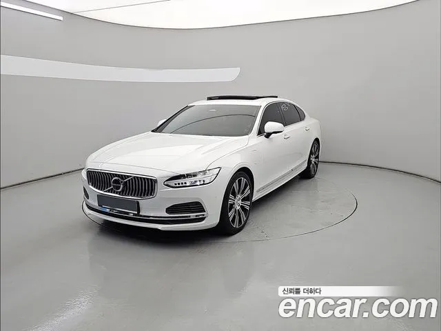 Фотография автомобиля — Volvo S90