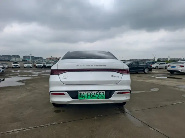 BYD Qin PLUS — Фото автомобиля 6