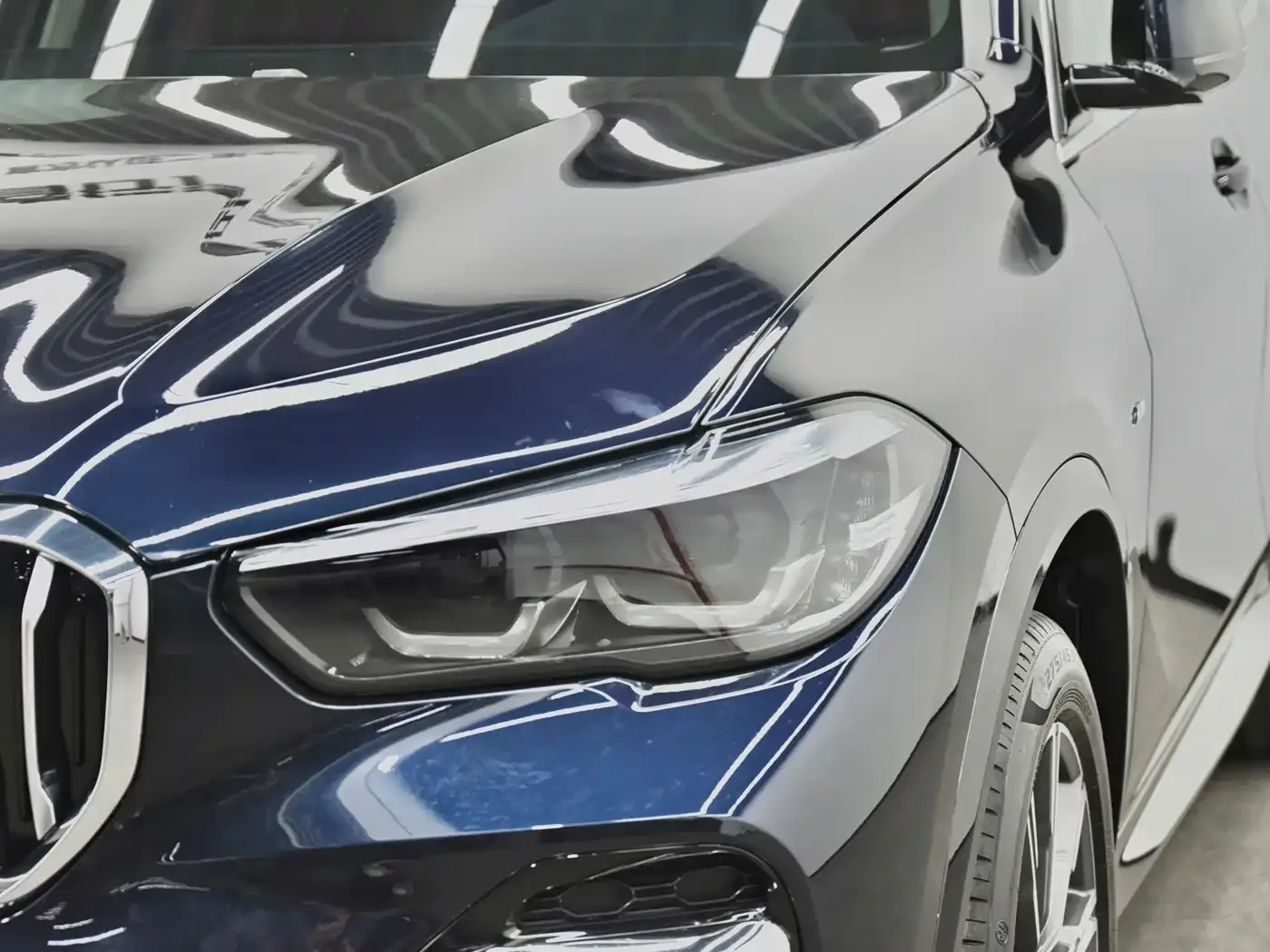 BMW BMW X5 2022 Facelift xDrive 30Li M Sport Package — Фото автомобиля 29
