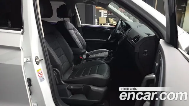 Volkswagen Tiguan — Фото автомобиля 17