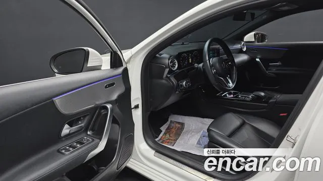 Mercedes-Benz A-Class — Фото автомобиля 10