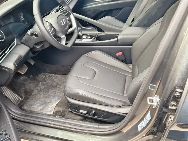 Hyundai Elantra — Фото автомобиля 4