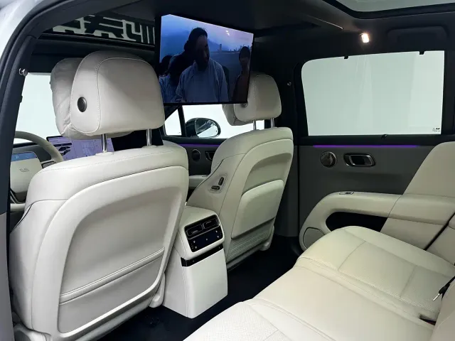 Li Auto i6 — Фото автомобиля 15