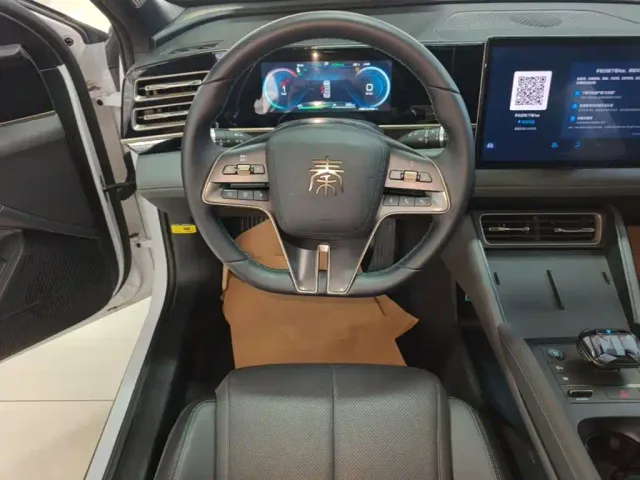 BYD Qin L — Фото автомобиля 10