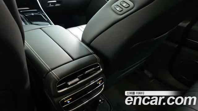 Genesis GV80 2.5T Бензин 2WD — Фото автомобиля 17