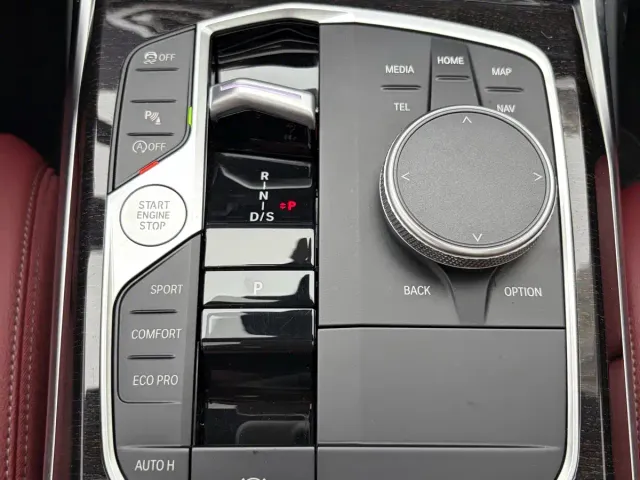 BMW 3 Series — Фото автомобиля 13