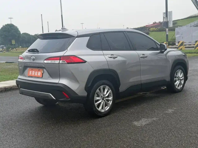 Toyota Corolla Cross — Фото автомобиля 6