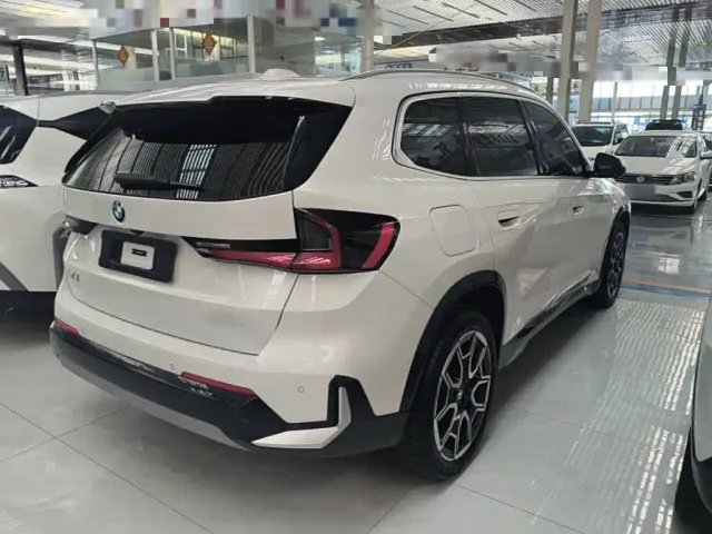 BMW X1 — Фото автомобиля 6