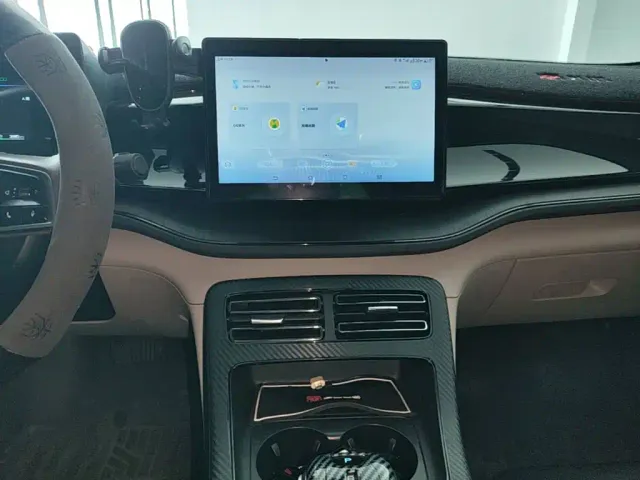 BYD Qin PLUS — Фото автомобиля 12