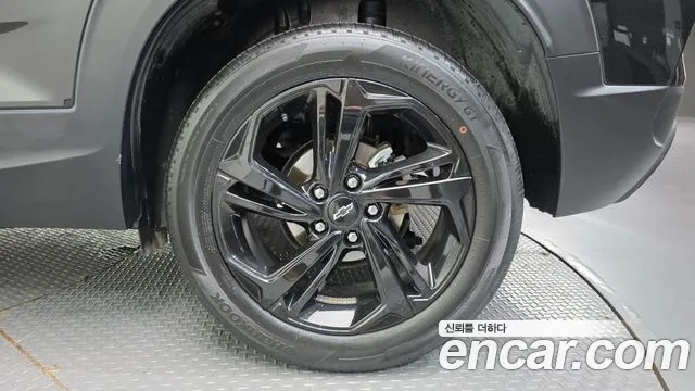 ChevroletGMDaewoo Trailblazer Trailblazer 1.3 турбо 4WD — Фото автомобиля 19