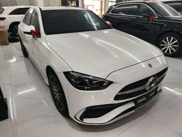 Mercedes-Benz C-Class — Фото автомобиля 3