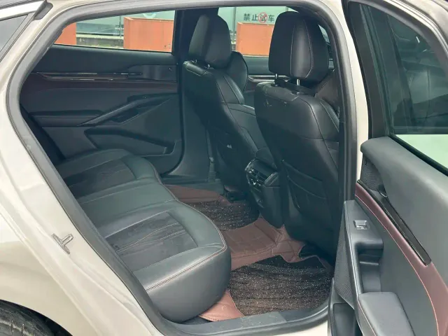 Ford Mondeo — Фото автомобиля 10