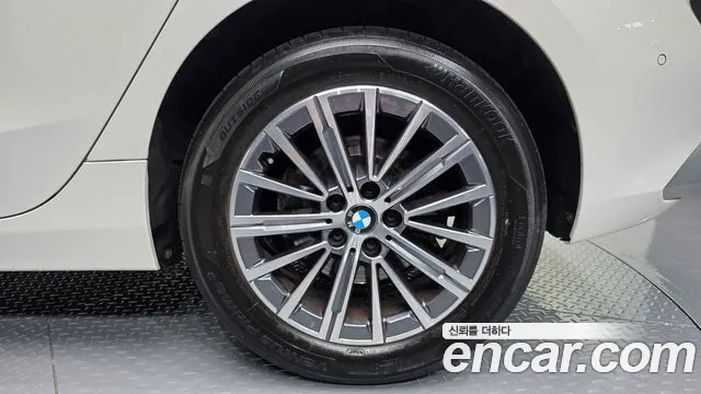 BMW 2 Series U06 — Фото автомобиля 5