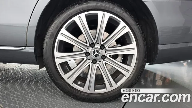 Mercedes-Benz E-Class W213 — Фото автомобиля 6