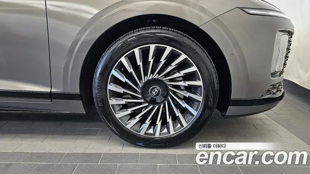 Hyundai Grandeur GN7 — Фото автомобиля 6