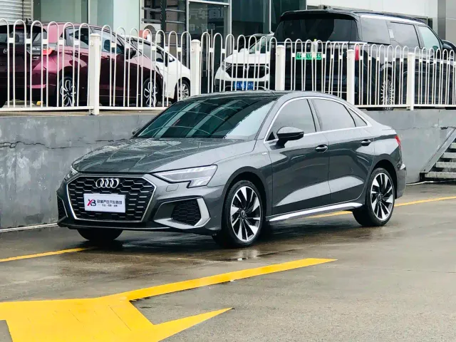 Фотография автомобиля — Audi A3
