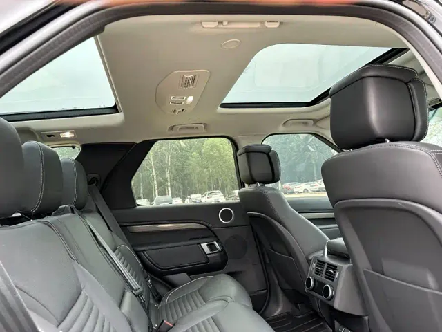 Land Rover Discovery — Фото автомобиля 21