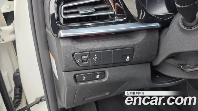 Kia Niro Niro Plus Air — Фото автомобиля 16