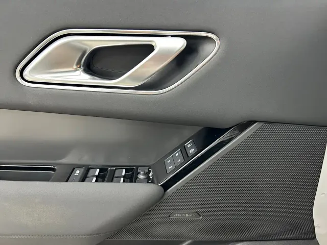 Land Rover Range Rover Velar — Фото автомобиля 19